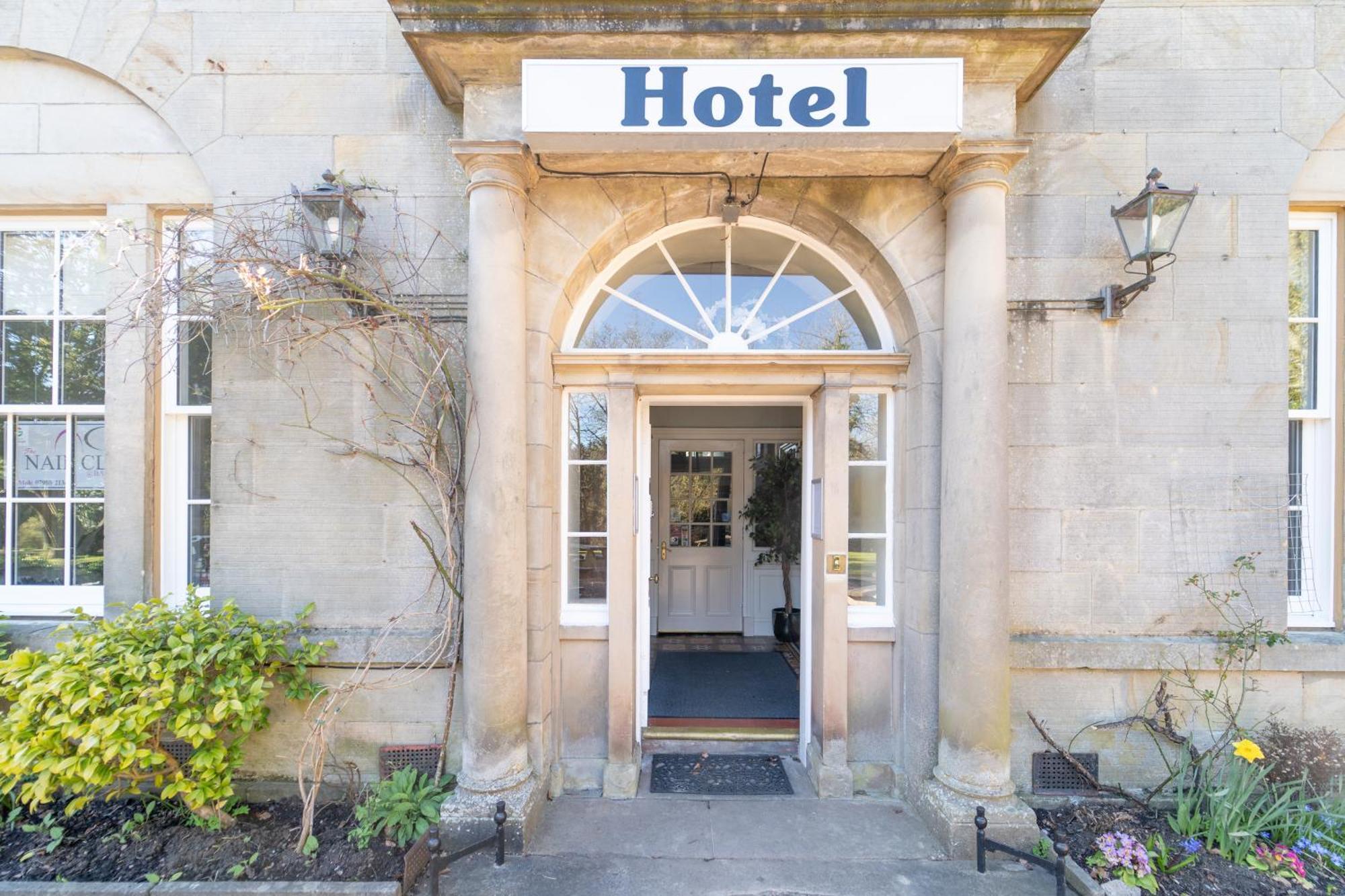 Bankton House Hotell Livingston Exteriör bild