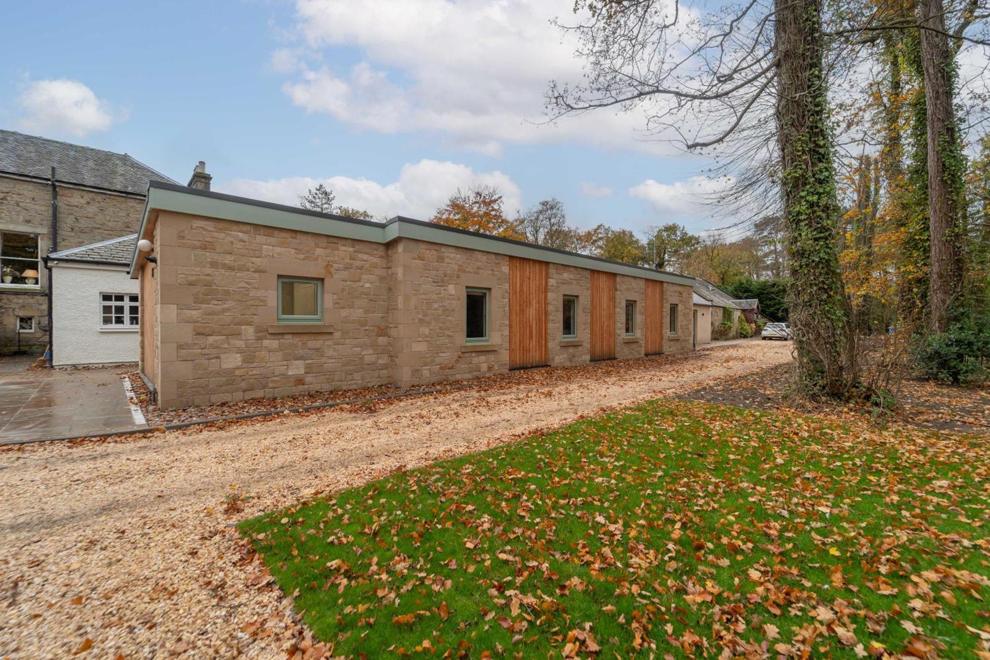 Bankton House Hotell Livingston Exteriör bild