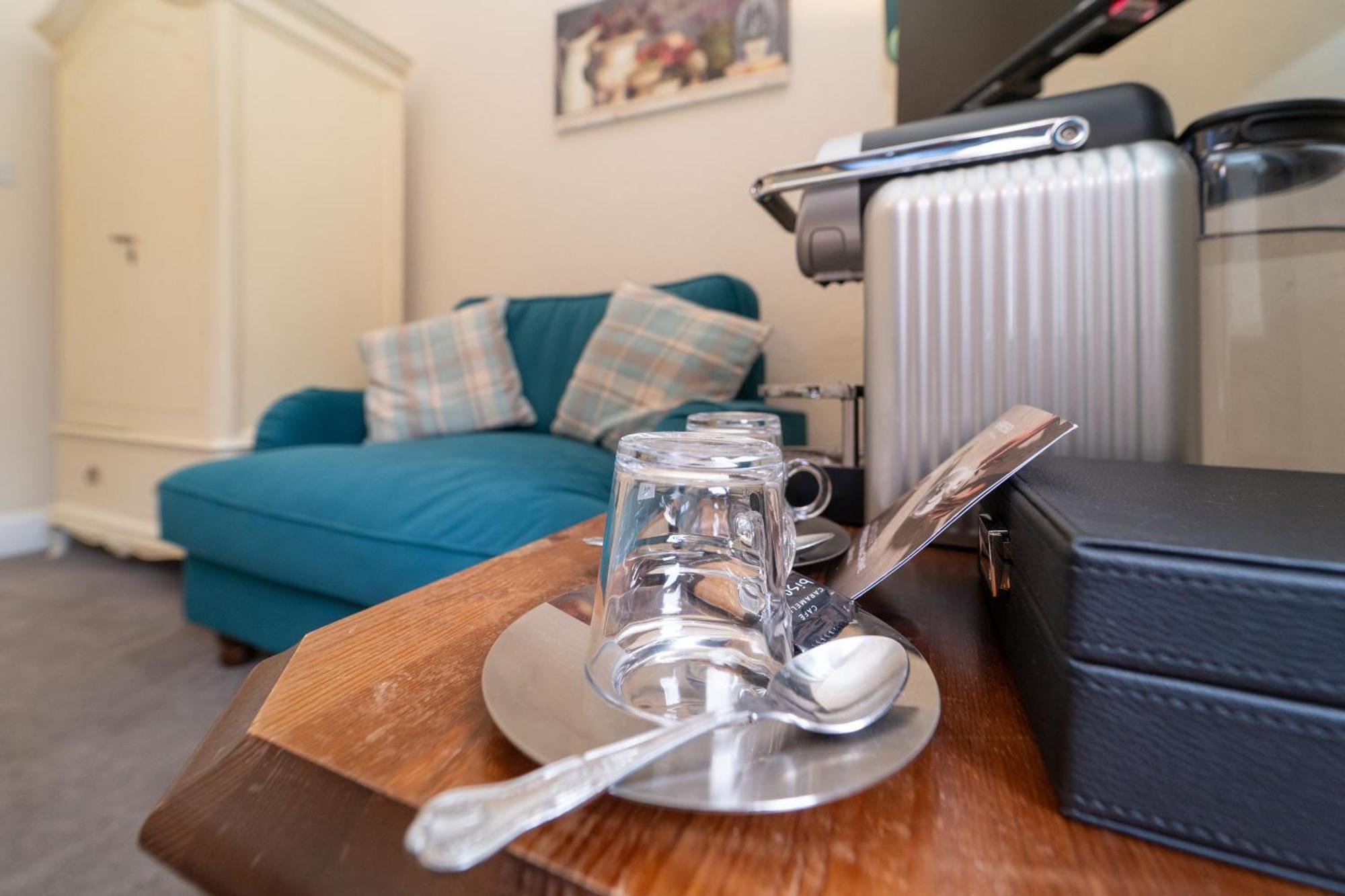 Bankton House Hotell Livingston Exteriör bild
